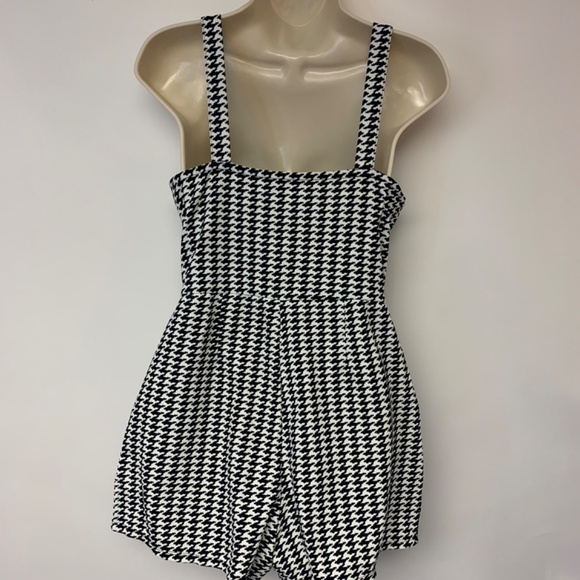 No Boundaries romper SZ M(7-9) houndstooth skort mini clueless 90’s causal - Picture 3 of 10